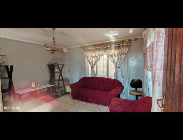 3 BEDROOM HOUSE FOR SALE IN ASHDOWN